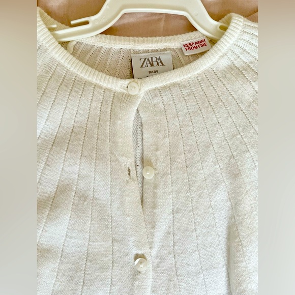 ZARA white knit cardigan- size 2T-3T - Picture 2 of 4